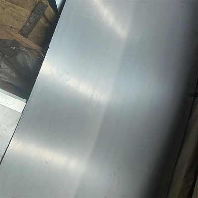 SPCC walzte die glatte etwas geölte Oberfläche der Flussstahl-Platten-600-1500mm kalt