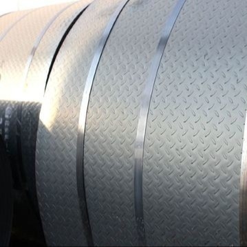 600mm-1500mm warm gewalzte karierte Blech-Spule JIS SS400